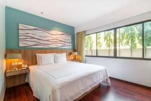 one-bedroom-pool-terrace-suite